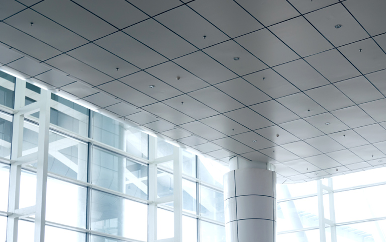 Tavan tip lamele liniare